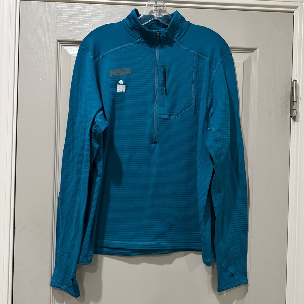 Hoka One One XL Blue Ironman Logo Graphic Half Zip Shirt B7 - Picture 3 of 5